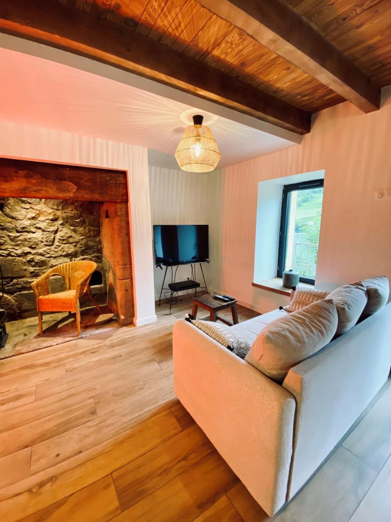 La Haut Maison A La Campagne Mandailles-Saint-Julien Buitenkant foto